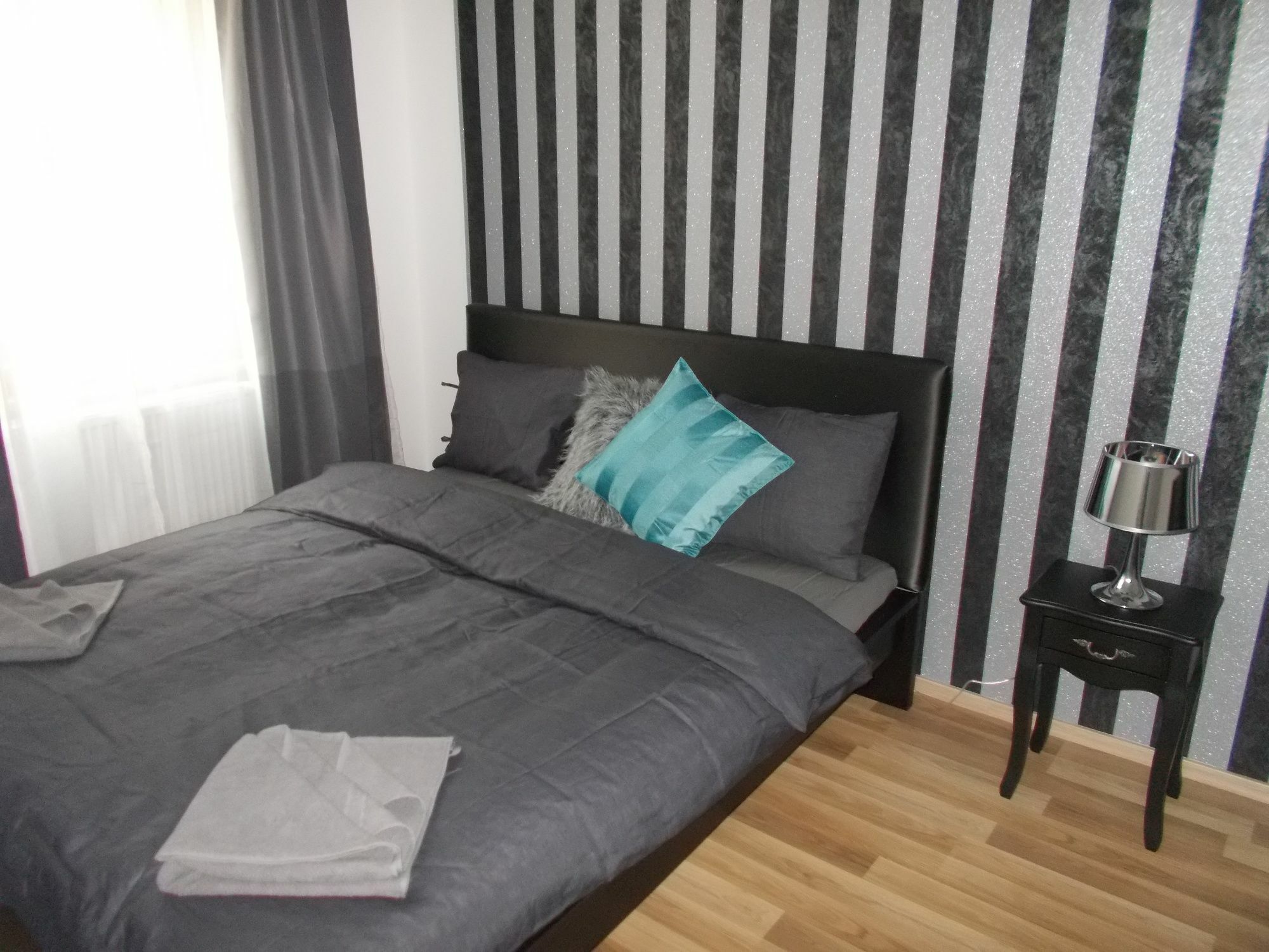 Hotel apartamentowy Riverside Spirit